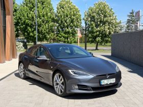 TESLA MODEL S LR+, 2021 (2020)