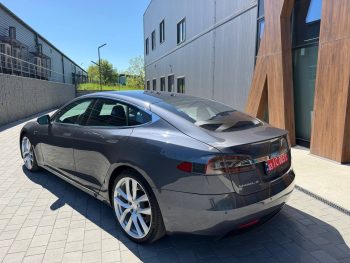 TESLA MODEL S 100D, 2019
