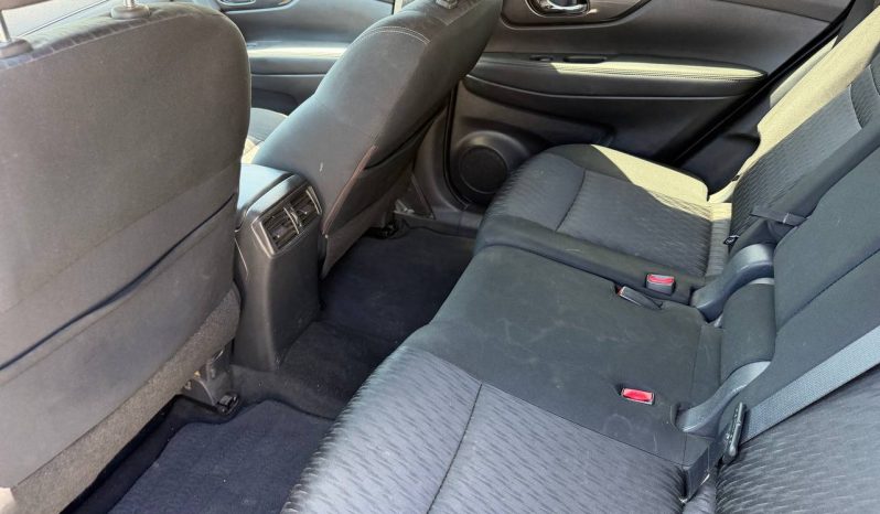 
NISSAN ROGUE SV, 2017 full									