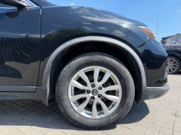 
NISSAN ROGUE SV, 2017 full									