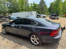 VOLVO S90 T5 MOMENTUM, 2017 (2016)