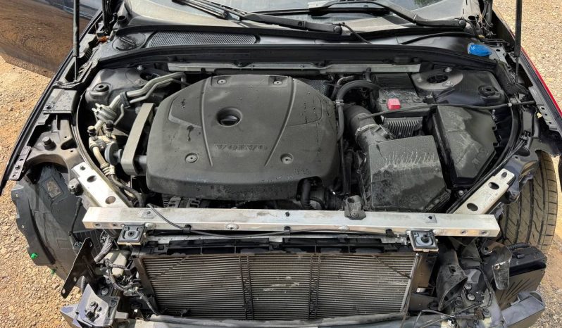 
VOLVO S90 T5 MOMENTUM, 2017 (2016) full									