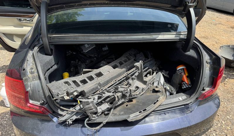
VOLVO S90 T5 MOMENTUM, 2017 (2016) full									