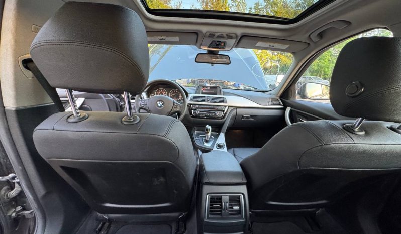 
BMW 320 XI, 2017 full									