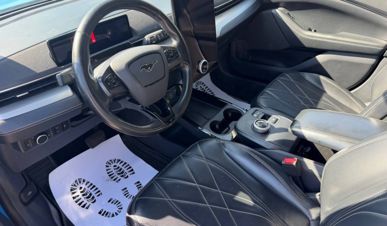 
FORD MUSTANG MACH-E SELECT, 2023 (2022) full									