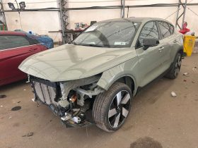 VOLVO C40 RECHARGE PURE ELECTRIC TWIN ULTIMATE, 2023 (2022)