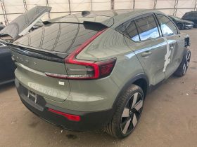 VOLVO C40 RECHARGE PURE ELECTRIC TWIN ULTIMATE, 2023 (2022)