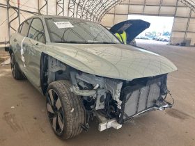 VOLVO C40 RECHARGE PURE ELECTRIC TWIN ULTIMATE, 2023 (2022)