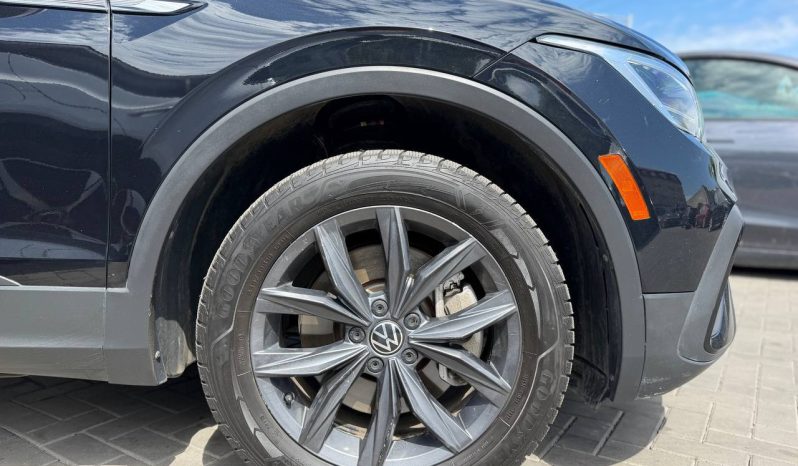 
VOLKSWAGEN TIGUAN SE, 2022 full									