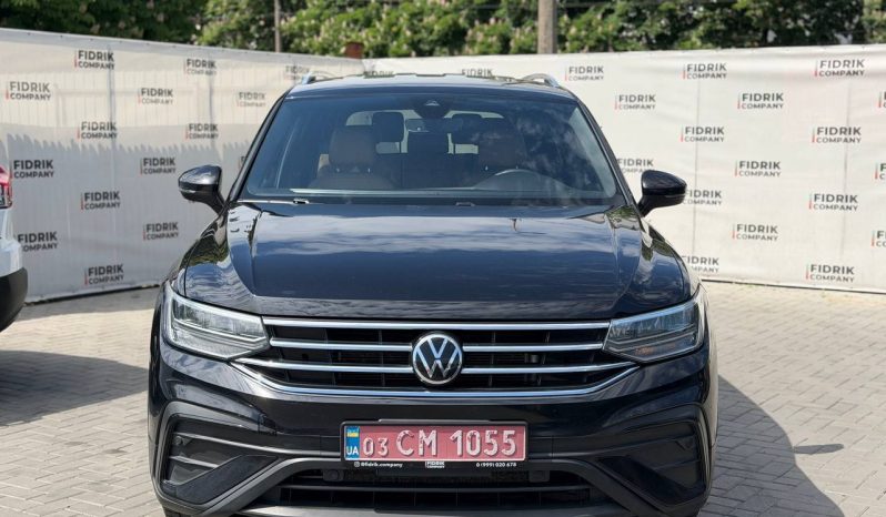 
VOLKSWAGEN TIGUAN SE, 2022 full									
