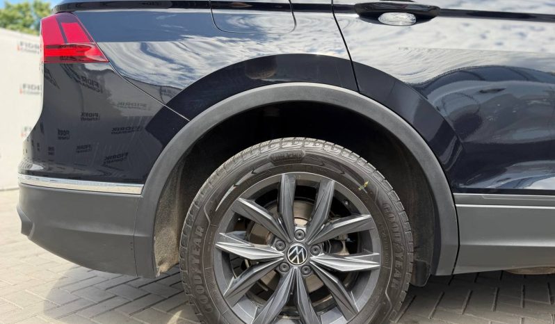 
VOLKSWAGEN TIGUAN SE, 2022 full									