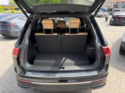 
VOLKSWAGEN TIGUAN SE, 2022 full									