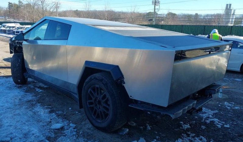 
TESLA CYBERTRUCK, 2024 full									
