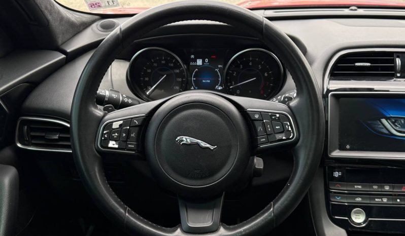 
JAGUAR F-PACE PREMIUM, 2019(2018) full									