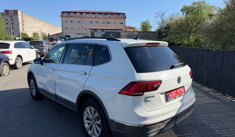 
VOLKSWAGEN TIGUAN SE, 2018 (2017) full									