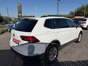 VOLKSWAGEN TIGUAN SE, 2018 (2017)