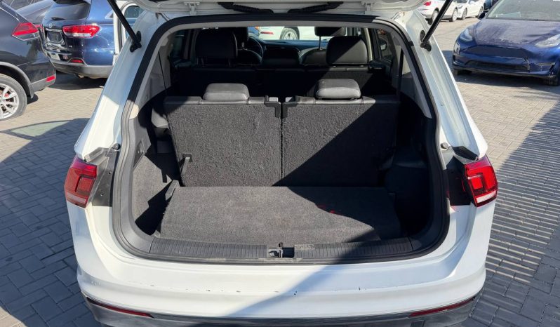
VOLKSWAGEN TIGUAN SE, 2018 (2017) full									