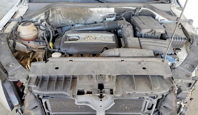 
VOLKSWAGEN TIGUAN S, 2017 (2016) full									