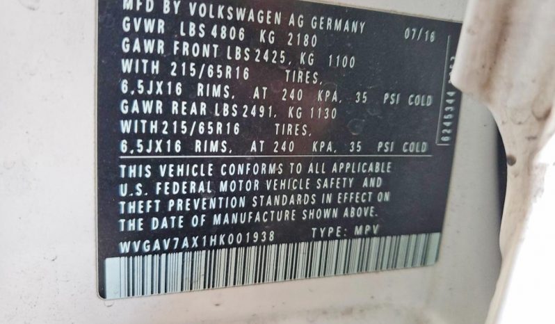 
VOLKSWAGEN TIGUAN S, 2017 (2016) full									