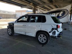 VOLKSWAGEN TIGUAN S, 2017 (2016)
