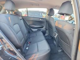 
KIA SPORTAGE LX, 2022 (2021) full									