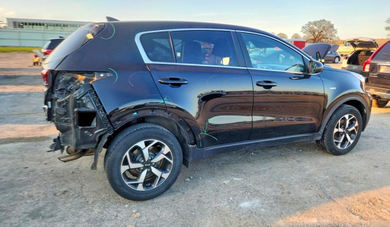 
KIA SPORTAGE LX, 2022 (2021) full									