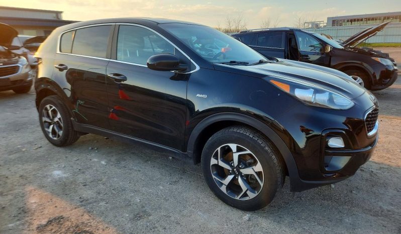 
KIA SPORTAGE LX, 2022 (2021) full									