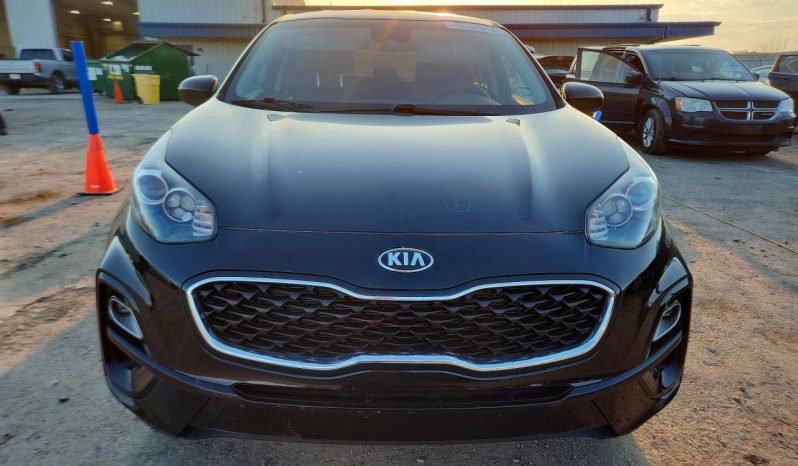 
KIA SPORTAGE LX, 2022 (2021) full									