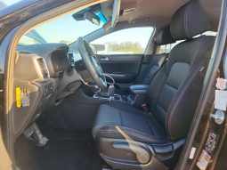 
KIA SPORTAGE LX, 2022 (2021) full									