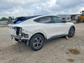FORD MUSTANG MACH-E SELECT, 2022