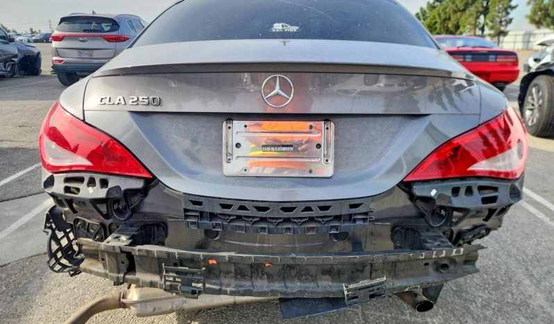 
MERCEDES-BENZ CLA 250, 2018 (2017) full									