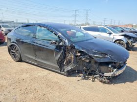 TESLA MODEL X, 2023 (2022)