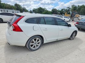 VOLVO V60 T5 PREMIER, 2016 (2015)