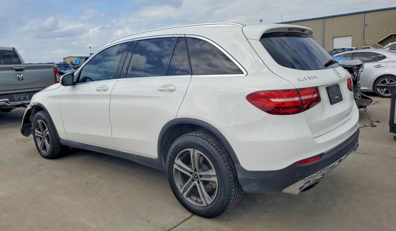 
MERCEDES-BENZ GLC 300, 2018 (2017) full									