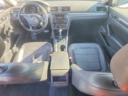
VOLKSWAGEN PASSAT S, 2018 full									