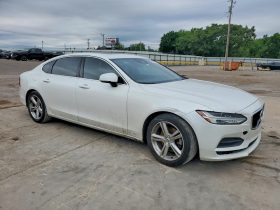 VOLVO S90 T5 MOMENTUM, 2018 (2017)