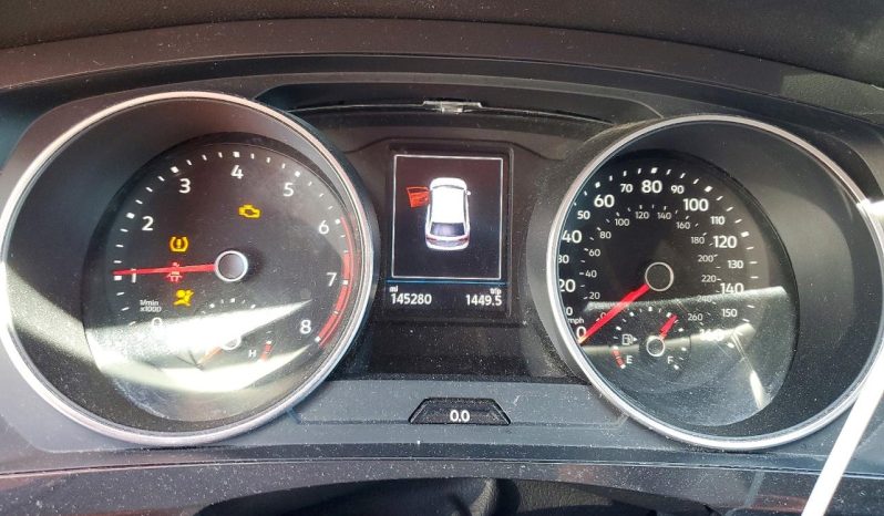 
VOLKSWAGEN TIGUAN SE, 2021 full									