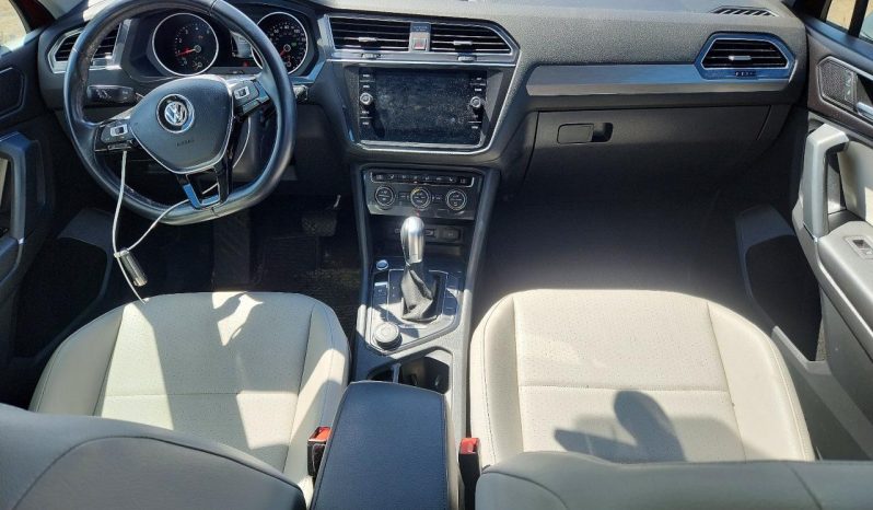 
VOLKSWAGEN TIGUAN SE, 2018 (2017) full									