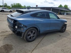 FORD MUSTANG MACH-E SELECT, 2023