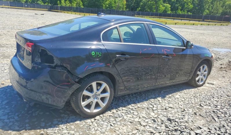 
VOLVO S60 PREMIER, 2016 (2015) full									