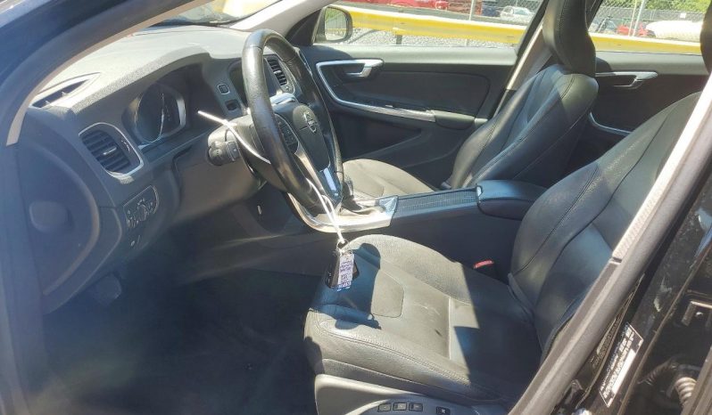
VOLVO S60 PREMIER, 2016 (2015) full									