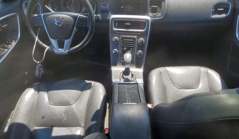 
VOLVO S60 PREMIER, 2016 (2015) full									