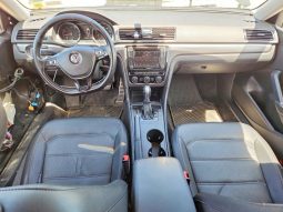 
VOLKSWAGEN PASSAT R-LINE, 2017 full									