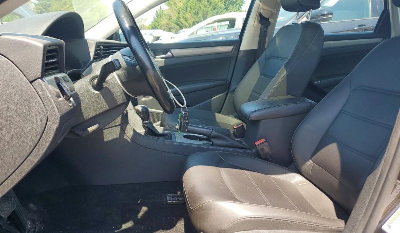 
VOLKSWAGEN PASSAT SE, 2020 full									