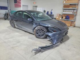 TESLA MODEL 3 RWD, 2024