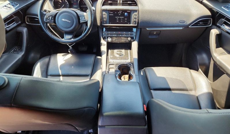 
JAGUAR F-PACE PREMIUM, 2017 (2016) full									