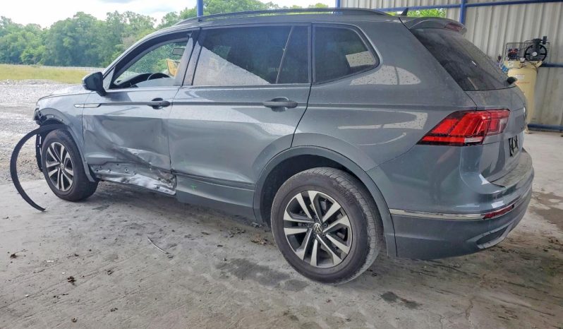 
VOLKSWAGEN TIGUAN S, 2022 (2021) full									
