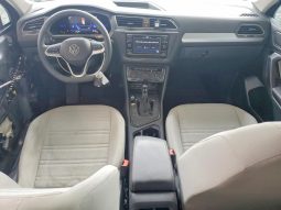 
VOLKSWAGEN TIGUAN S, 2022 (2021) full									