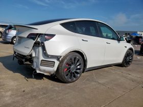TESLA MODEL Y PERFORMANCE, 2022