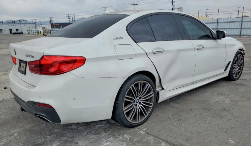 
BMW 530E, 2018 full									